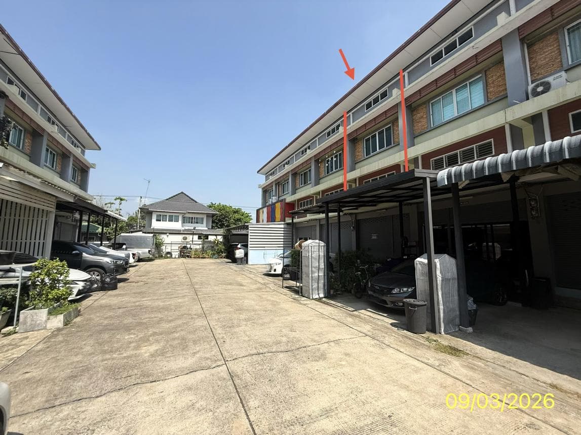 ขายอาคารพาณิชย์ โครงการบัวทองธานี 18 บางบัวทอง นนทบุรี พื้นที่ใช้สอย 128 ตร.ม. ทำเลค้าขายดี ราคา 2.05 ล้าน