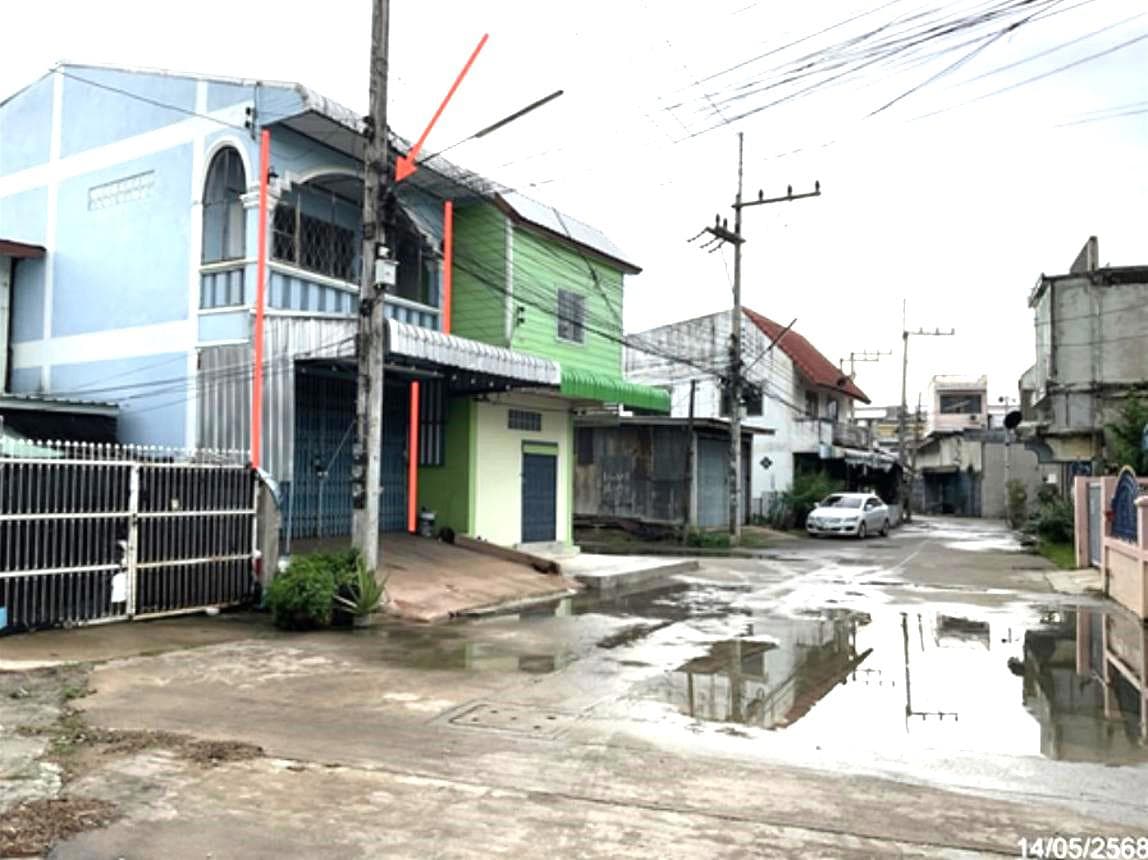บ้านเดี่ยว ลาดยาว นครสวรรค์ 2 ห้องนอน 2 ห้องน้ำ พื้นที่ใช้สอย 130 ตร.ม. ทำเลดีใจกลางชุมชน เดินทางสะดวก ราคาล้านต้นๆ