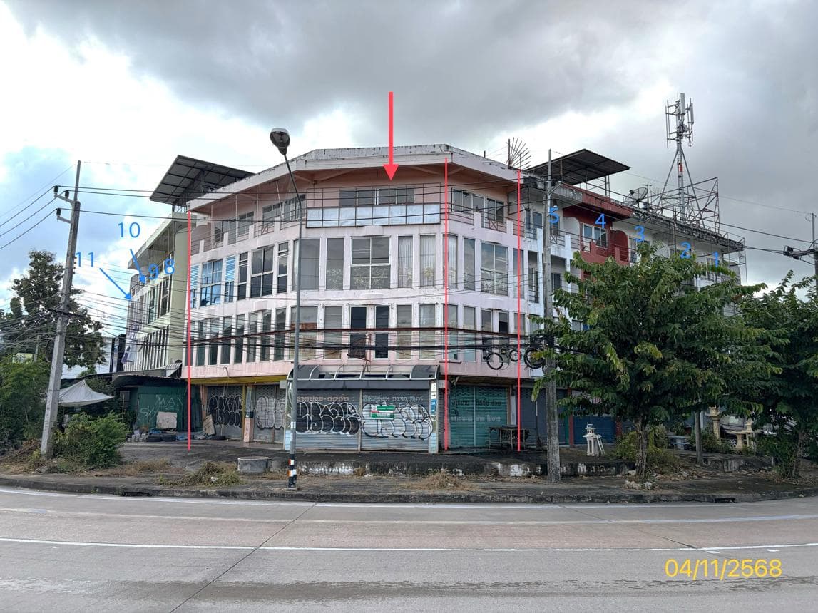 อาคารพาณิชย์ 4 ห้องนอน พื้นที่ 434.5 ตร.ม. ทำเลศักยภาพ ระแหง เมืองตาก ตาก