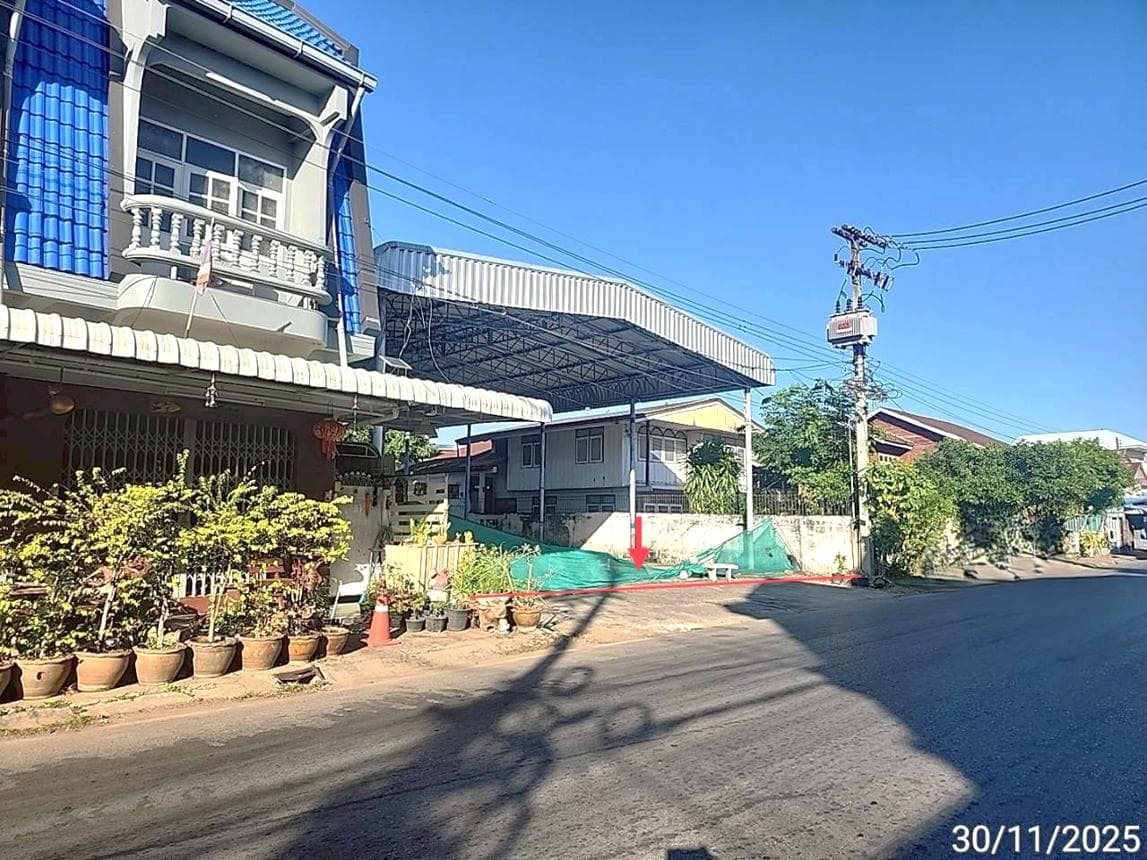 ขายบ้านเดี่ยว เมืองกาฬสินธุ์ 3 ห้องนอน เนื้อที่ 70.9 ตร.ว. ทำเลไข่แดงใจกลางเมือง