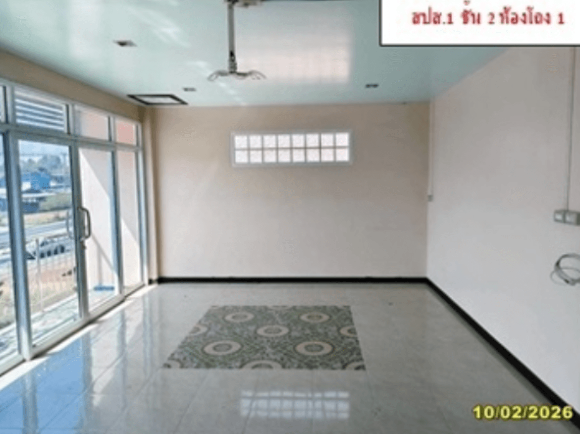 บ้านเดี่ยวหลังใหญ่ พื้นที่ใช้สอยจุใจ 560 ตร.ม. ทำเลคุณภาพสว่างแดนดิน สกลนคร