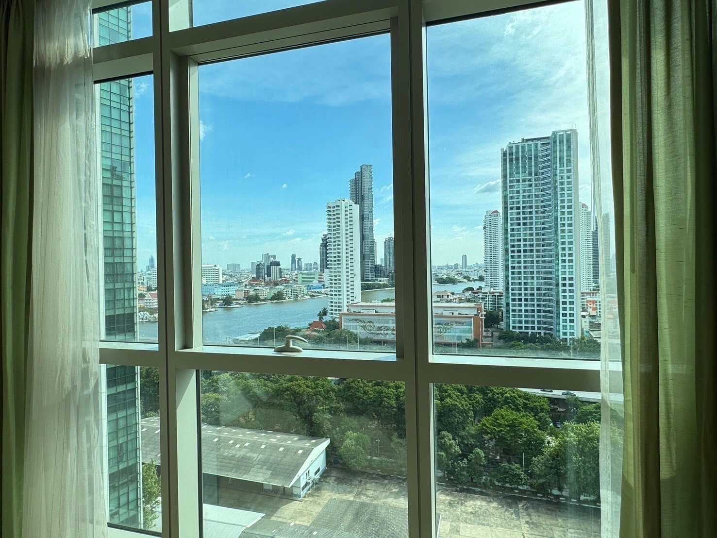 ขาย/ให้เช่าคอนโดหรูริมน้ำ เดอะ รีเวอร์ ; 69 ตรม ชั้น 18