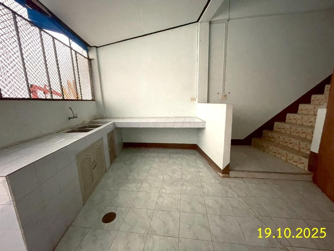 อาคารพาณิชย์ 4 ห้องนอน พื้นที่ 490 ตร.ม. ทำเลศักยภาพ ท่าวังผา ท่าวังผา น่าน