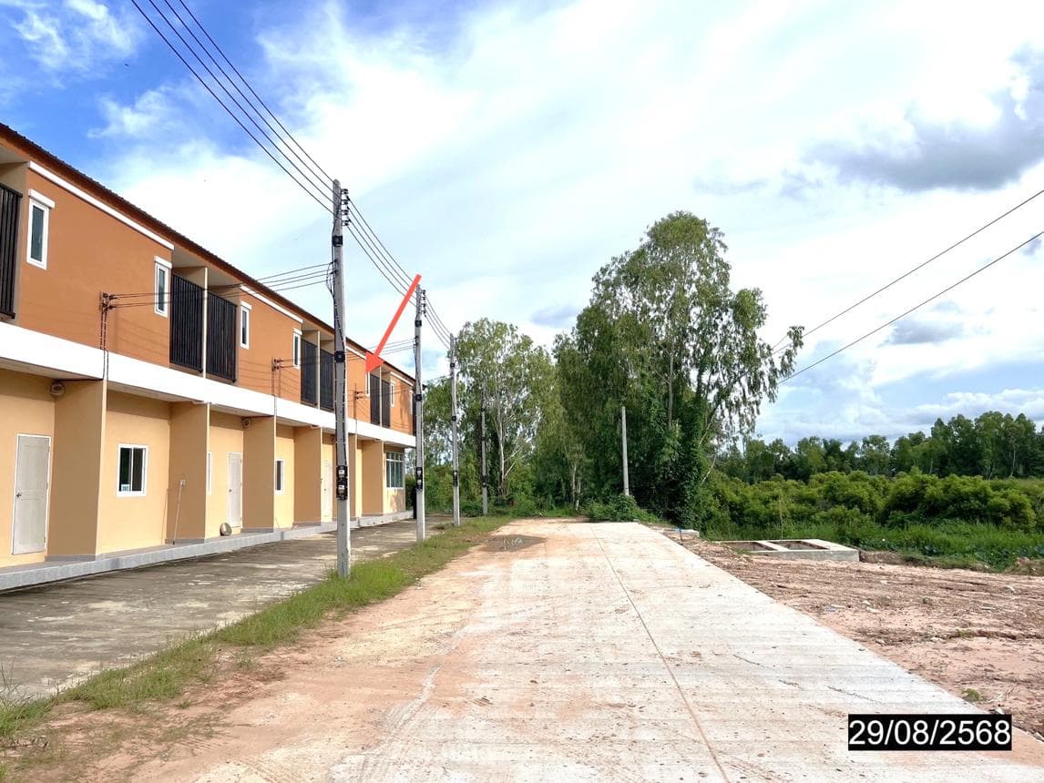อาคารพาณิชย์ ตลาด เมืองมหาสารคาม 3 ห้องนอน 3 ห้องน้ำ พื้นที่ 100 ตร.ม. บนที่ดิน 21.1 ตร.ว. ทำเลค้าขายใจกลางเมืองมหาสารคาม ราคาพิเศษ 2.1 ล้าน