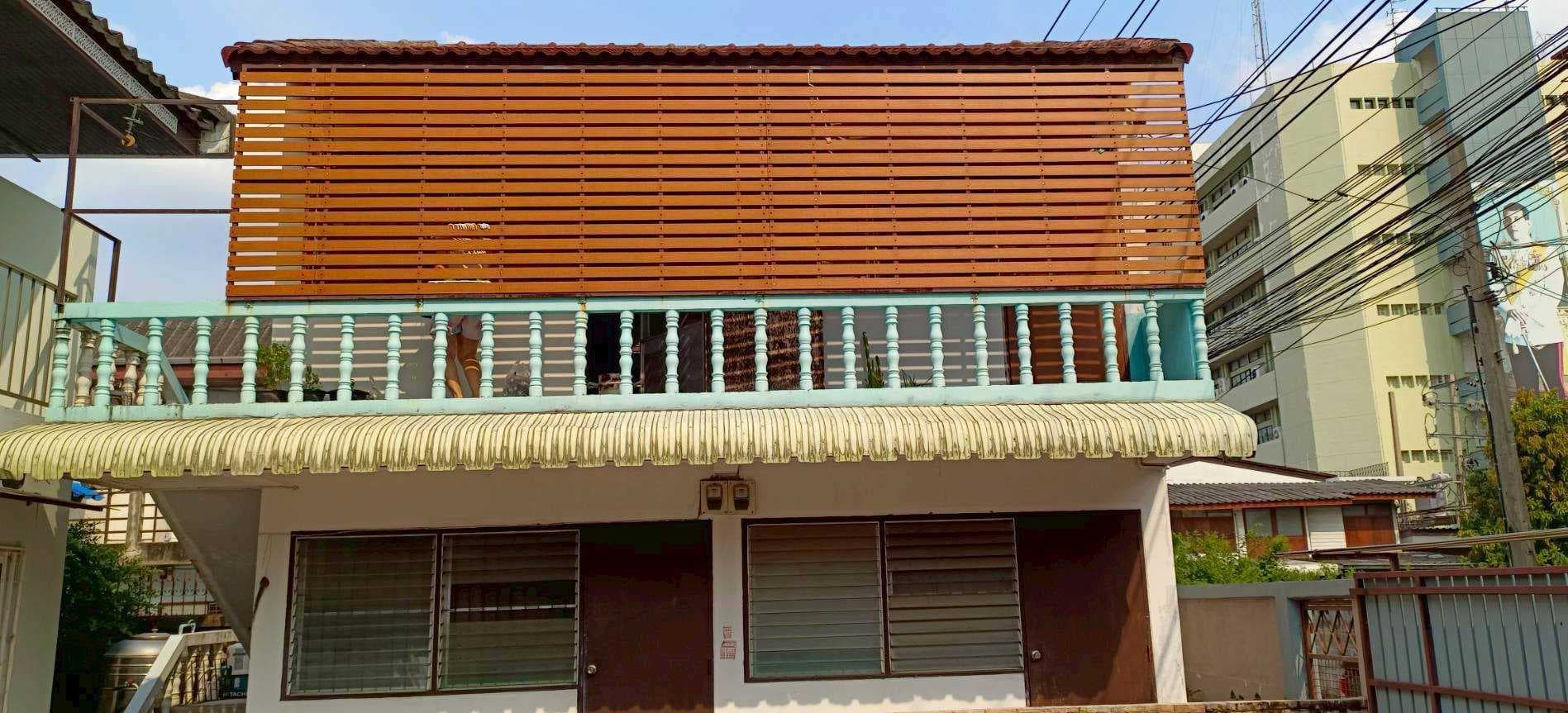 ขายบ้านพร้อมที่ดิน 96 ตร.ว. ทำเลศักยภาพ ประชาชื่น 4 แยก 1-2 ใกล้สถานีกลางกรุงเทพอภิวัฒน์