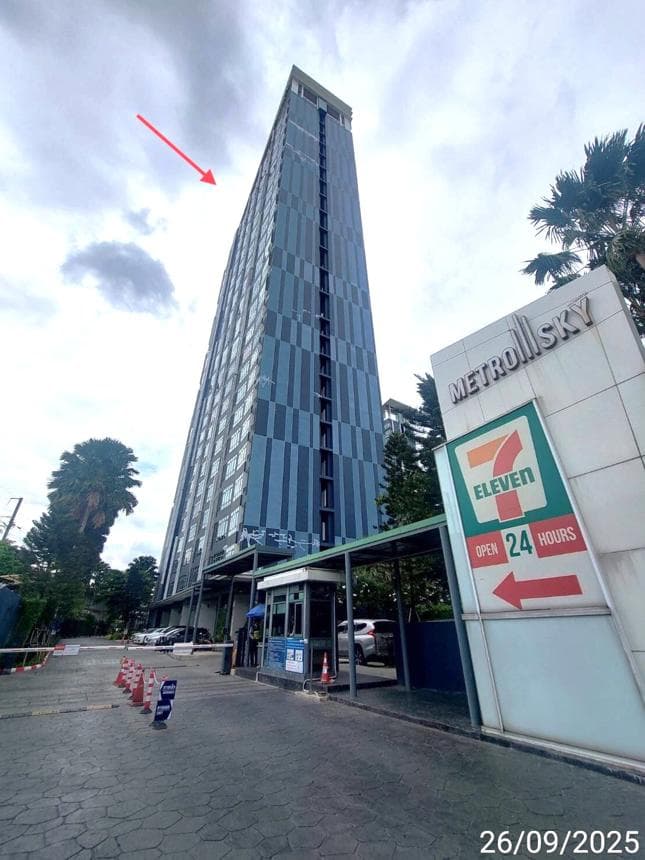 ขายคอนโดมิเนียม เมโทร สกาย ประชาชื่น 2 ห้องนอน 1 ห้องน้ำ พื้นที่ 38.49 ตร.ม. ทำเลศักยภาพ ใกล้รถไฟฟ้าสายสีม่วง