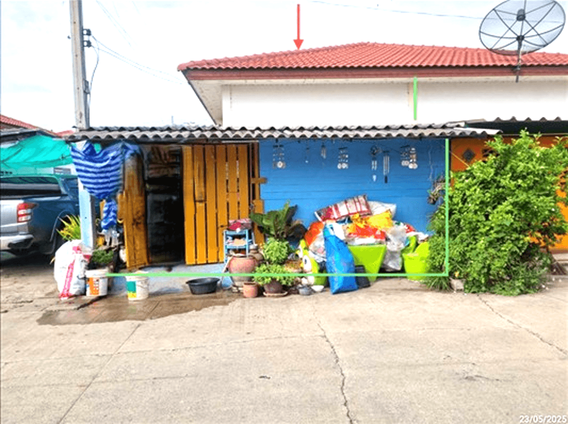 ทาวน์เฮ้าส์ บางเลน รุ่งเรือง นครปฐม 2 ห้องนอน 87 ตร.ม. ทำเลดีใกล้แหล่งชุมชน ราคาไม่ถึงล้าน