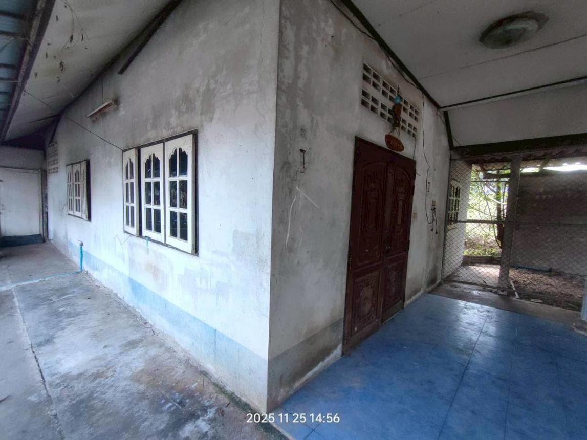 บ้านเดี่ยว ทุ่งเบญจา ท่าใหม่ จันทบุรี 2 ห้องนอน 1 ห้องน้ำ พื้นที่ใช้สอย 146.5 ตร.ม. บนที่ดินกว้าง 50 ตร.ว. ทำเลสงบ บรรยากาศร่มรื่น ราคาพิเศษเพียง 9.7 แสน