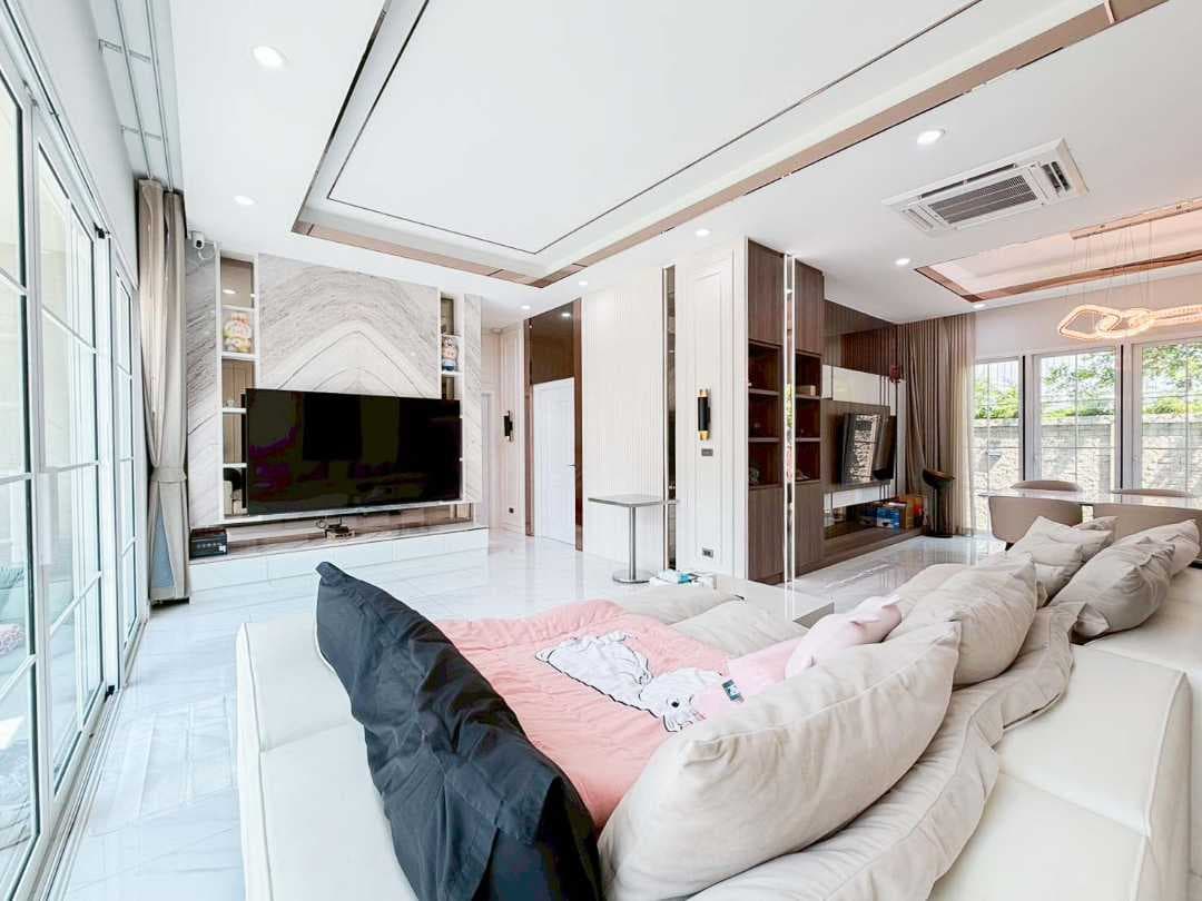 ขาย บ้านหรู THE MATIAS ราชพฤกษ์-แจ้งวัฒนะ 93 ตรว 2 ชั้น จัดเต็ม เเต่งสวย พร้อมเข้าอยู่ทันที