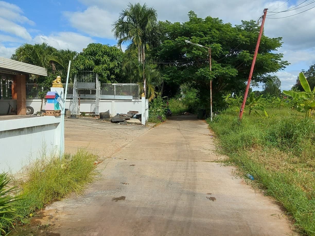 ที่ดินพร้อมสิ่งปลูกสร้าง เมืองชัยภูมิ ชัยภูมิ