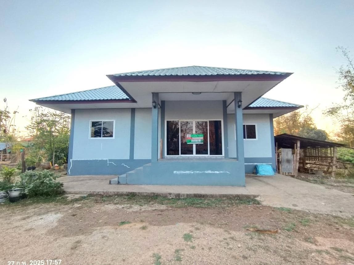 ขายบ้านเดี่ยว แม่คำมี เมืองแพร่ 3 ห้องนอน 2 ห้องน้ำ พื้นที่ 80.5 ตร.ม. ทำเลสงบเป็นส่วนตัวบรรยากาศดีนั่นเอง