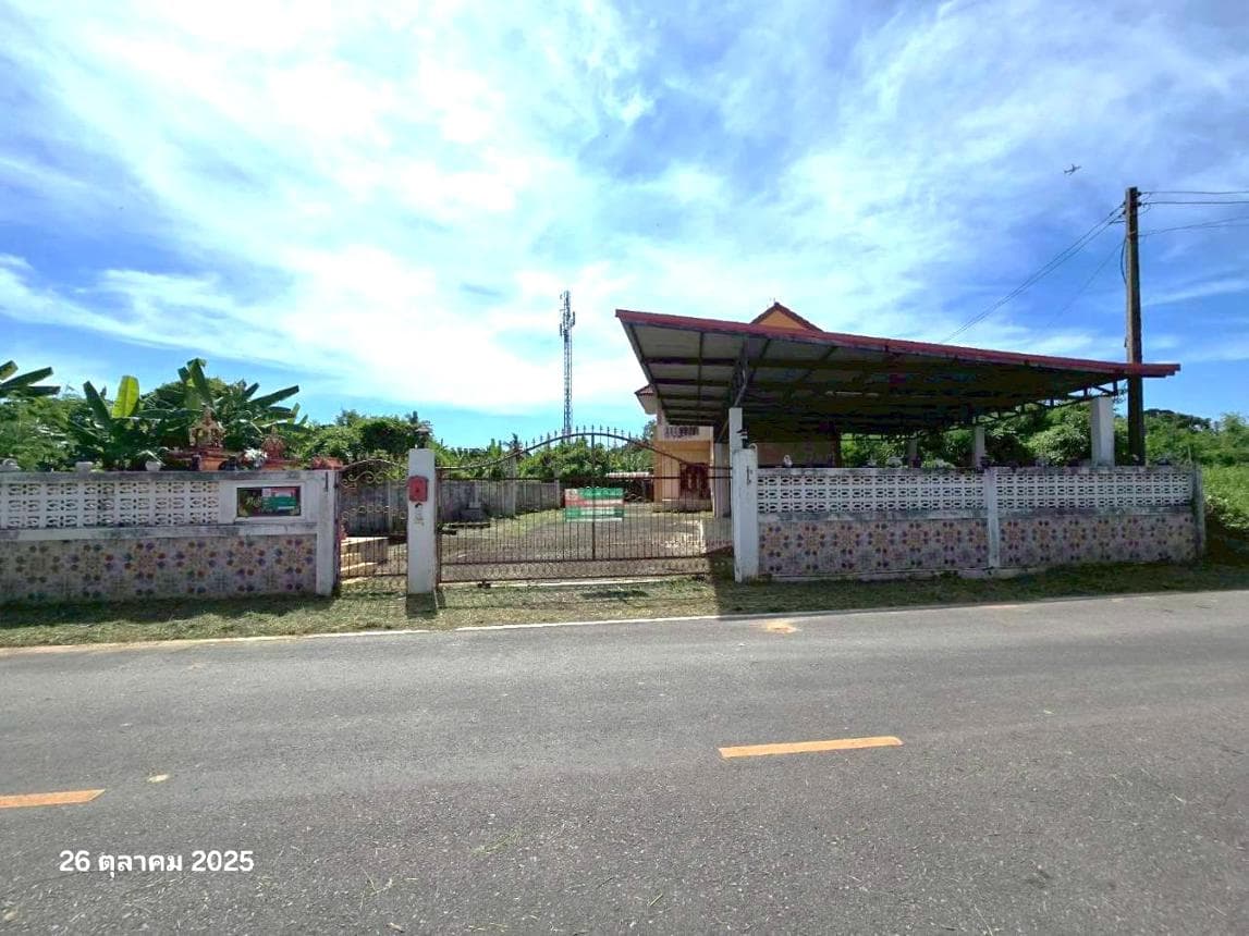ขายบ้านเดี่ยว เมืองพิษณุโลก ทำเลบ้านคลอง พื้นที่ใช้สอยกว้างขวาง 218 ตร.ม. เดินทางสะดวกใกล้ใจกลางเมือง