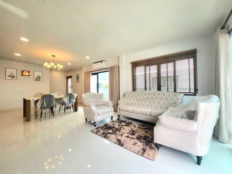 ขายบ้าน Centro บางนา — พร้อมผู้เช่า 70,000 บาท/เดือน 4 ห้องนอน 4 ห้องน้ำ 12.9 ล้านบาท