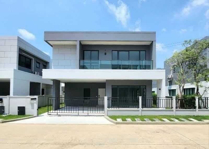 ขายบ้าน Centro บางนา — พร้อมผู้เช่า 70,000 บาท/เดือน 4 ห้องนอน 4 ห้องน้ำ 12.9 ล้านบาท