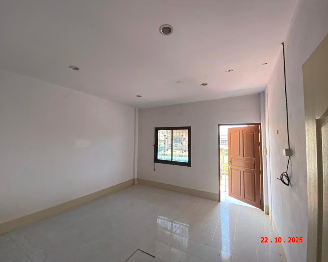 อาคารพาณิชย์ 2 ห้องนอน พื้นที่ 128 ตร.ม. ทำเลศักยภาพ วิศิษฐ์ เมืองบึงกาฬ บึงกาฬ