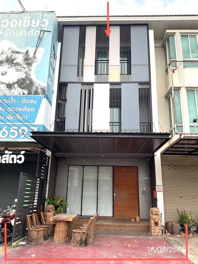 ขายอาคารพาณิชย์ คลองถนน สายไหม กรุงเทพฯ สเปซกว้าง 227.8 ตร.ม. ทำเลธุรกิจพร้อมลุย