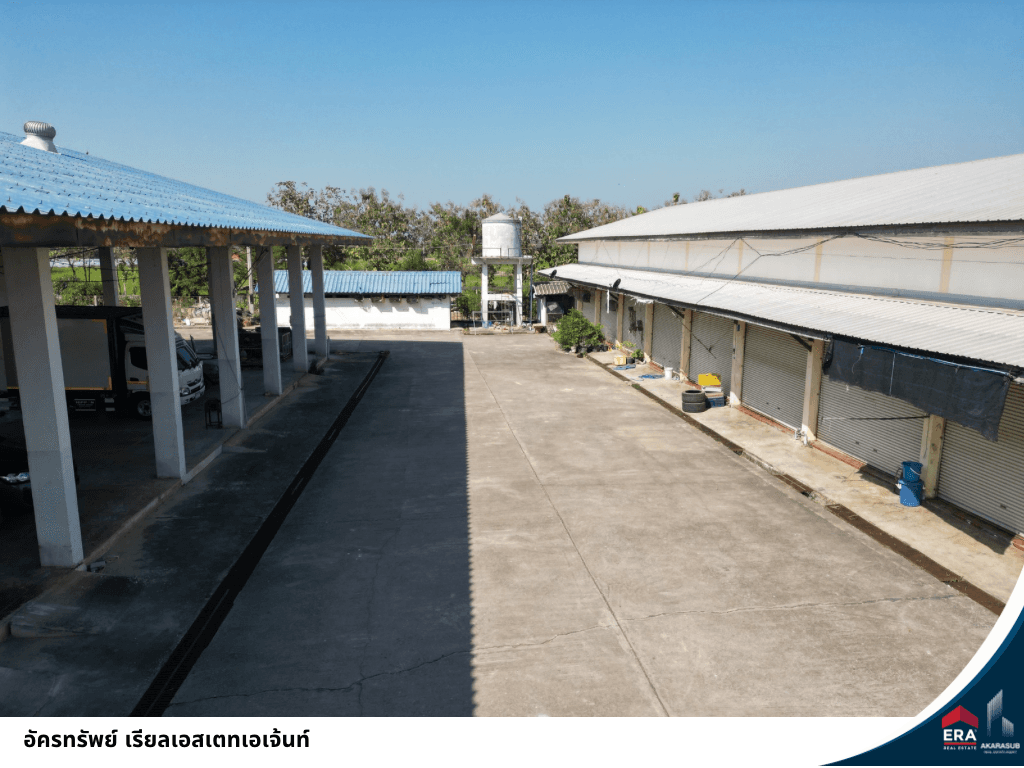 ขายที่ดินพร้อมสิ่งปลูกสร้าง เหมาะทำตลาดหรือศูนย์กระจายสินค้า อ.บ้านกร่าง จ.พิษณุโลก