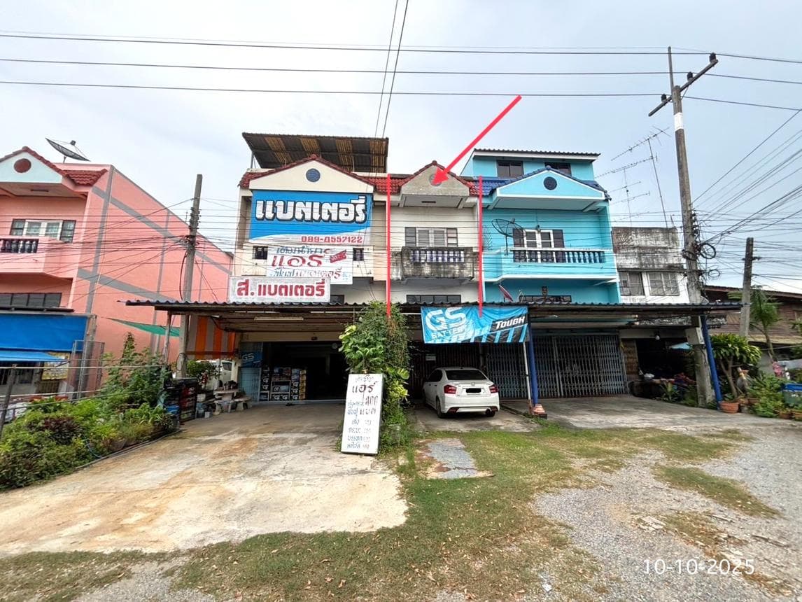 ขายอาคารพาณิชย์ สวนกล้วย บ้านโป่ง ราชบุรี 3 ห้องนอน พื้นที่ใช้สอย 176 ตร.ม.
