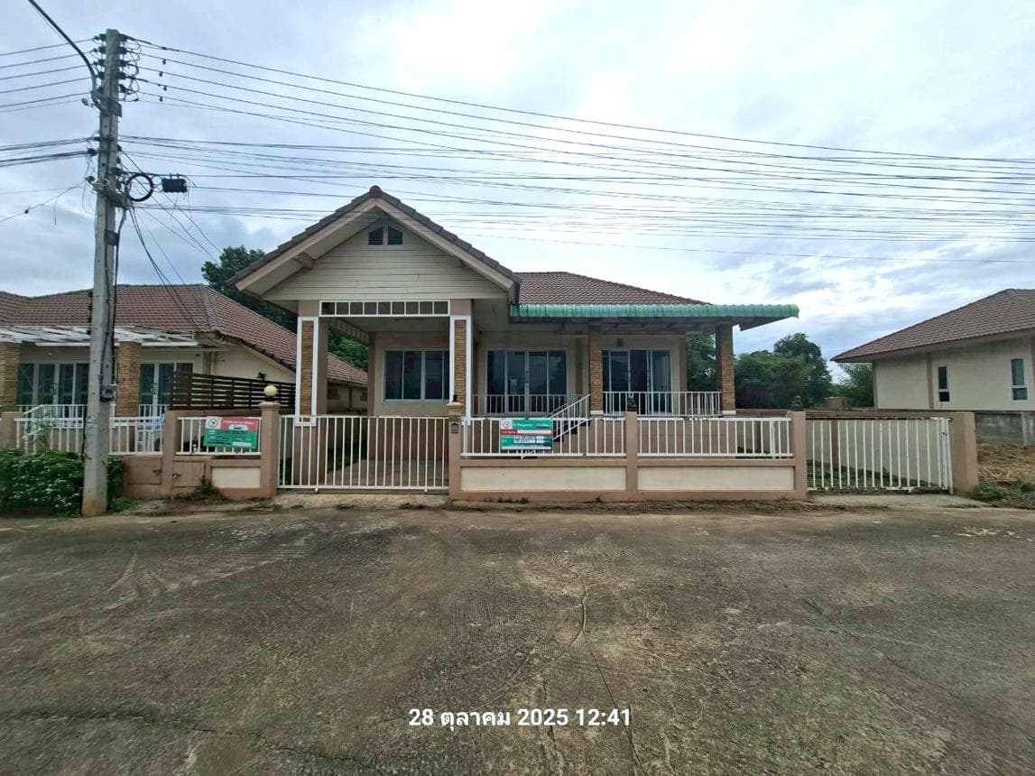 บ้านเดี่ยวทำเลศักยภาพ โครงการ ธาราดล ช่องสาริกา พัฒนานิคม ลพบุรี พื้นที่ใช้สอย 104.6 ตร.ม. ฟังก์ชัน 3 ห้องนอน