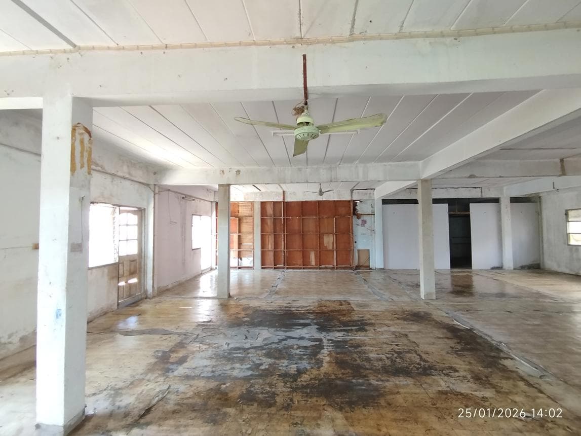 ขายบ้านพักคนงาน บางเมือง เมืองสมุทรปราการ พื้นที่ใช้สอย 480 ตร.ม. บนเนื้อที่ 82 ตร.ว. ทำเลศักยภาพใกล้แหล่งงานนั่นเอง