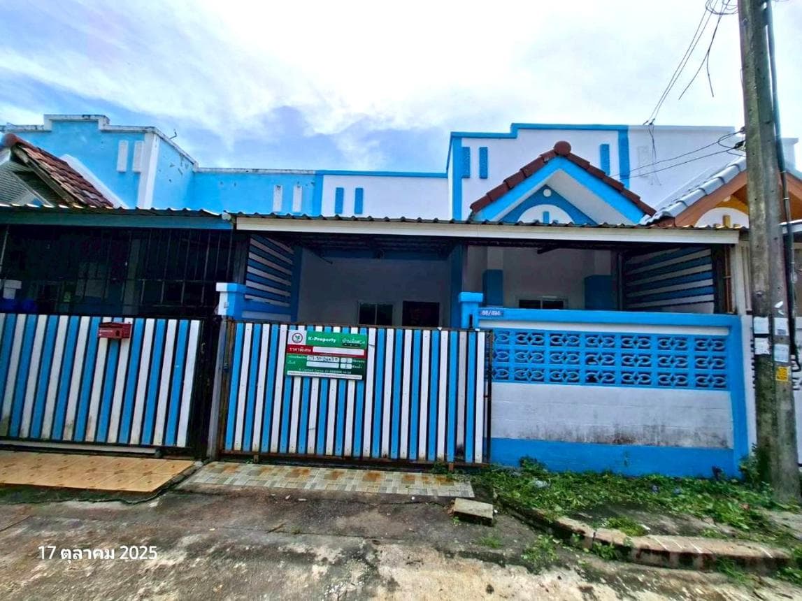 ทาวน์เฮ้าส์ บ้านแสงตะวัน บึงน้ำรักษ์ ธัญบุรี ปทุมธานี 1 ห้องนอน 1 ห้องน้ำ พื้นที่ 72 ตร.ม. บนที่ดิน 18 ตร.ว. ทำเลชุมชนเงียบสงบ ราคาพิเศษ 7.8 แสน