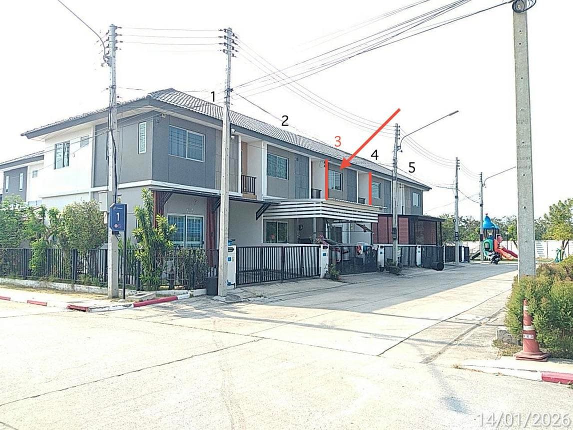 ขายทาวน์เฮ้าส์ พฤกษา 137 (Pruksa 137) บางปะกง ฉะเชิงเทรา 3 ห้องนอน ทำเลดีใกล้นิคมและทางด่วน ราคาเพียง 2.15 ล้าน