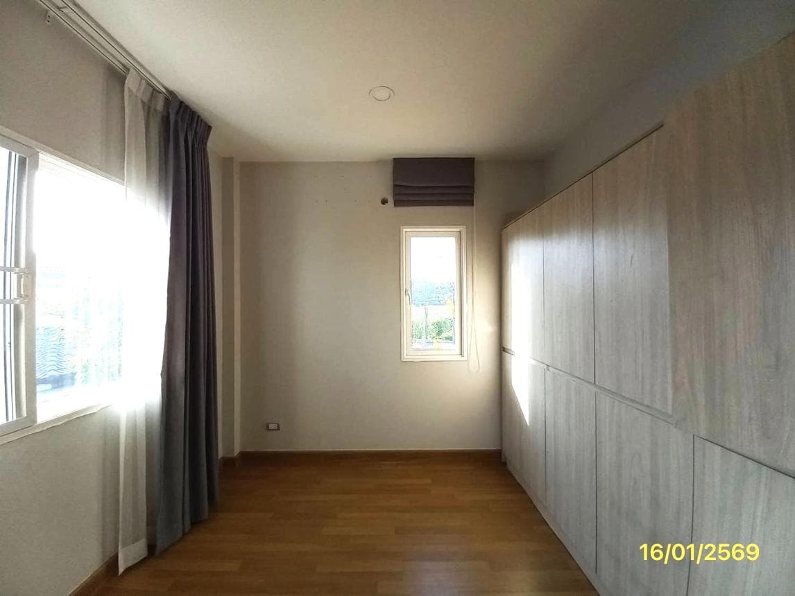 บ้านเดี่ยว เดอะซิตี้ ปิ่นเกล้า-สาย 4 ทวีวัฒนา กรุงเทพฯ 4 ห้องนอน 4 ห้องน้ำ พื้นที่กว้าง 202.5 ตร.ม. ทำเลหรูระดับพรีเมียมราคาไม่ถึง 10 ล้าน