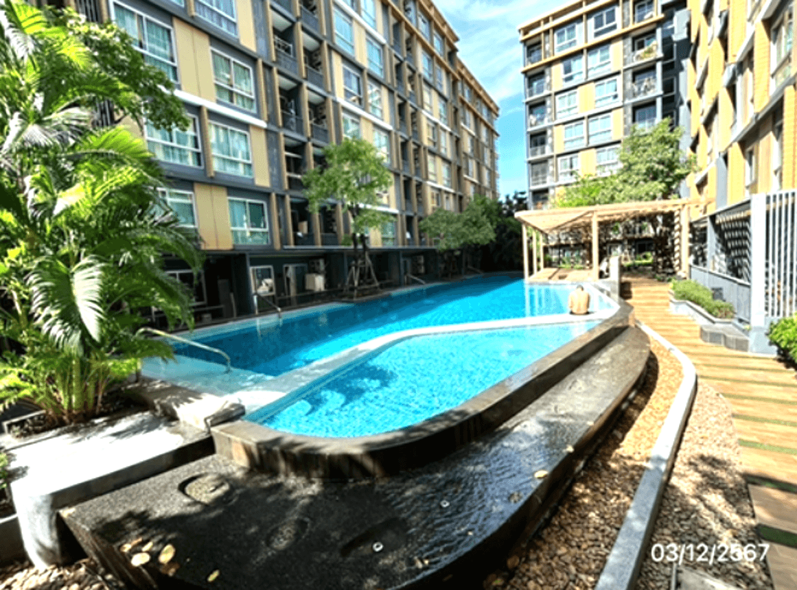 ขายคอนโดมิเนียม เมโทร ลักซ์ พระราม 4 ห้องมุมพื้นที่กว้าง ใกล้ BTS เอกมัย และทางด่วน