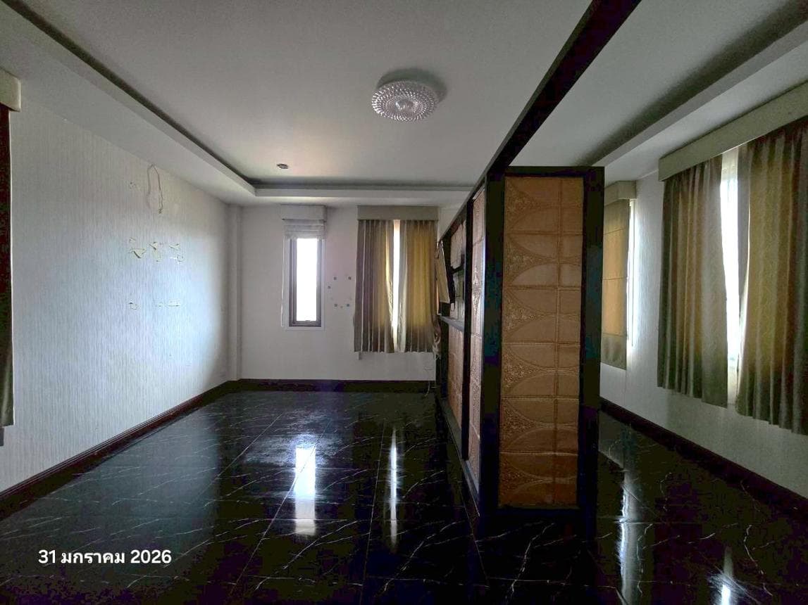 บ้านเดี่ยว คลองตัน บ้านแพ้ว สมุทรสาคร 2 ห้องนอน 3 ห้องน้ำ พื้นที่ใช้สอย 621.9 ตร.ม. บนที่ดิน 51.5 ตร.ว.