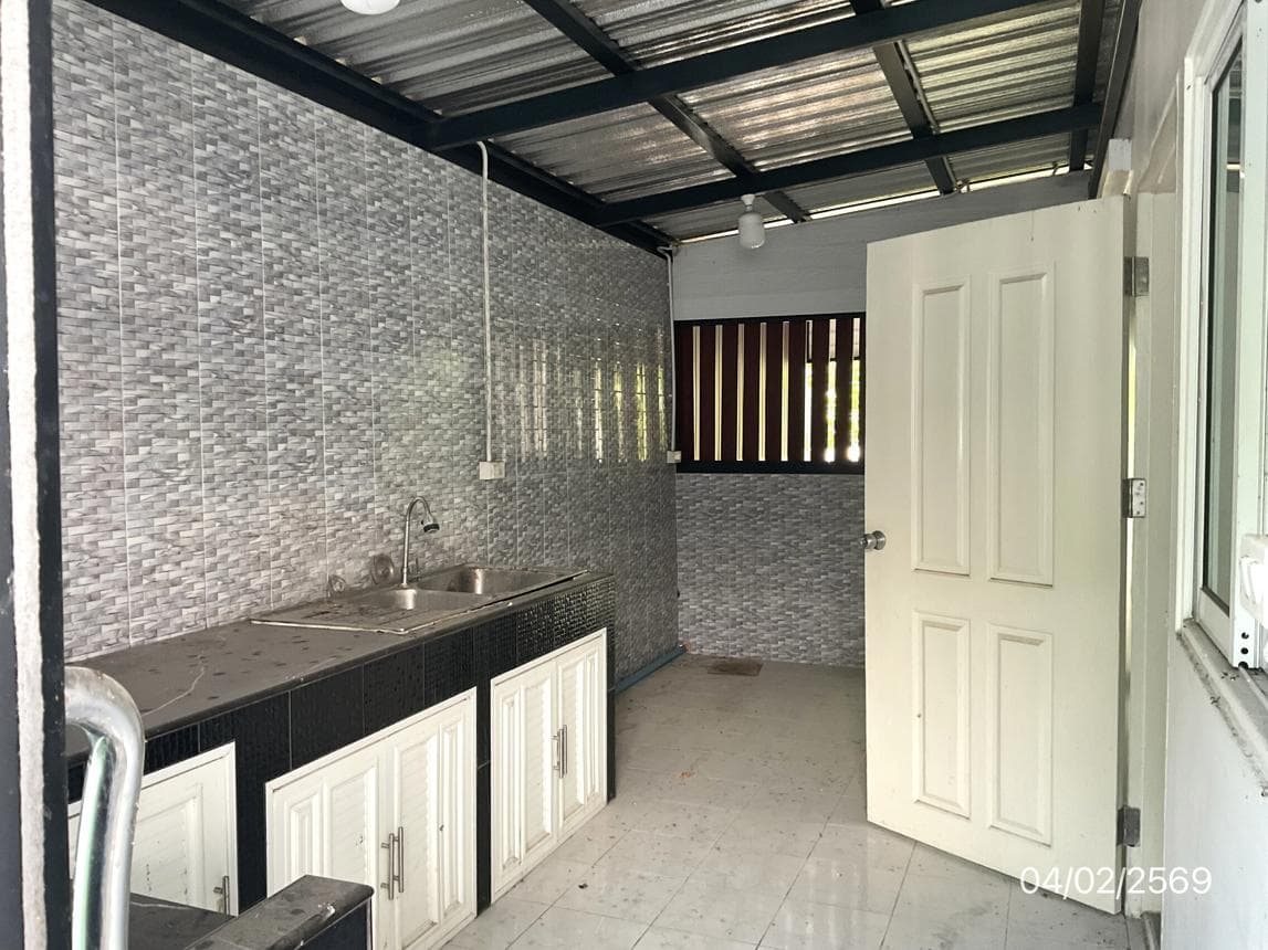 บ้านเดี่ยว ร้อยพฤกษา กำแพงแสน นครปฐม 4 ห้องนอน 3 ห้องน้ำ พื้นที่กว้างพิเศษ 256 ตร.ม. บนเนื้อที่ 95.8 ตร.ว. ราคา 5.9 ล้านบาท