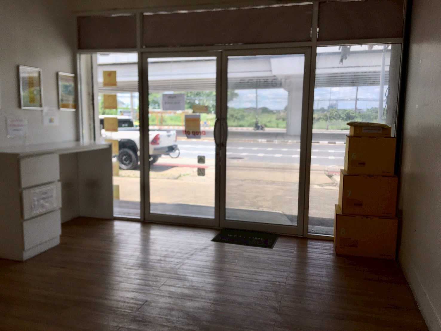 อาคารพาณิชย์ พหลโยธิน ซ.64 พื้นที่ 50 ตร.ว. แขวงสายไหม เขตสายไหม กรุงเทพมหานคร ราคา 5,500,000 บาท
