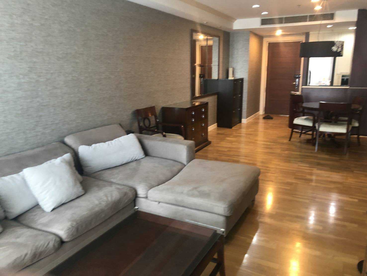 ขาย คอนโด URBANA สาทร 65 ตรม ชั้น 22 ใกล้ BTS ช่องนนทรี