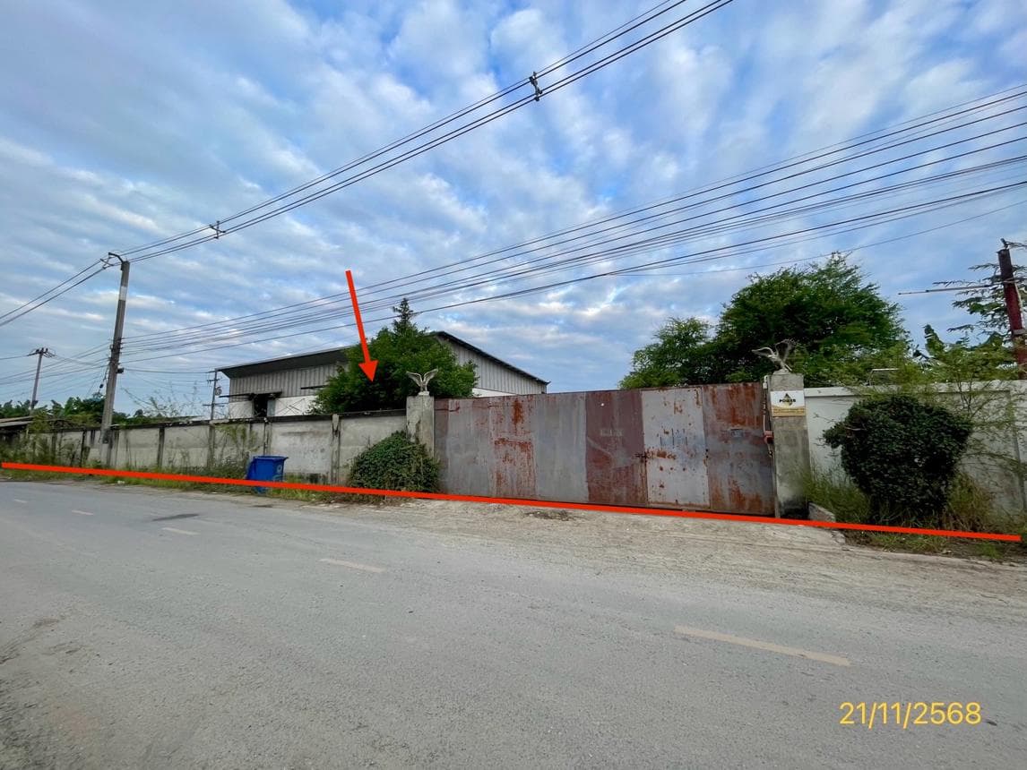 อาคารโรงงาน คลองโยง นครชัยศรี นครปฐม พื้นที่ใช้สอยขนาดใหญ่ 894 ตร.ม. บนเนื้อที่ 5 ไร่ ทำเลศักยภาพใกล้กรุงเทพฯ เหมาะสำหรับอุตสาหกรรมและคลังสินค้า ราคาพิเศษ 13.46 ล้าน