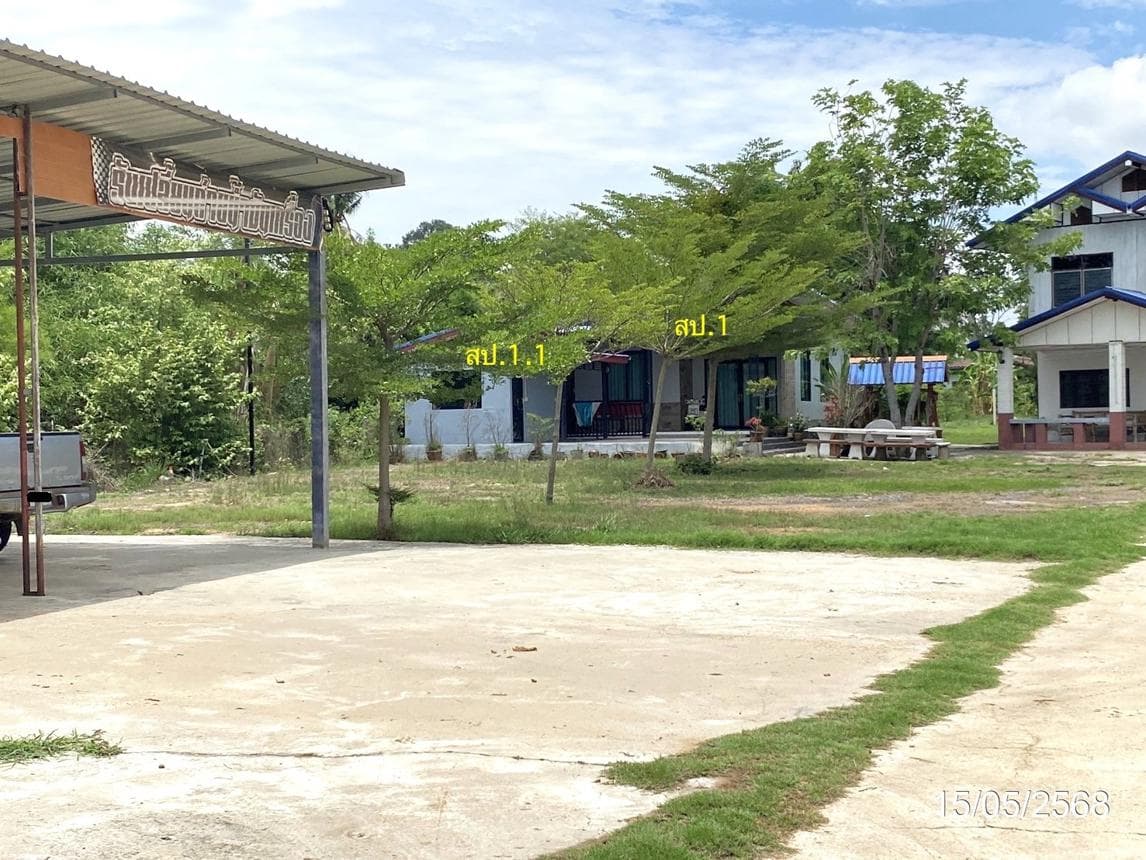 บ้านเดี่ยว ม่วงลาด จังหาร ร้อยเอ็ด 2 ห้องนอน 1 ห้องน้ำ พื้นที่ 77.25 ตร.ม. บนเนื้อที่กว้างขวาง 86.8 ตร.ว. ทำเลสงบราคา 2 ล้านต้นๆ