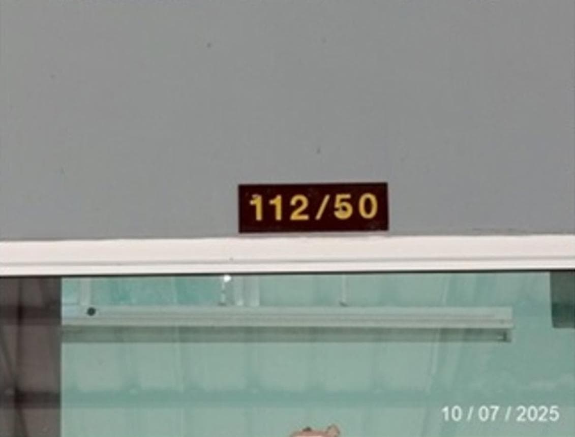 ทาวน์เฮ้าส์ ประภามิตร 15 หนองตำลึง พานทอง ชลบุรี 1 ห้องนอน 1 ห้องน้ำ พื้นที่ 78 ตร.ม. บนที่ดิน 24 ตร.ว. ทำเลใกล้แหล่งงานและนิคมอุตสาหกรรม ราคาคุ้มค่าเพียง 1.84 ล้าน
