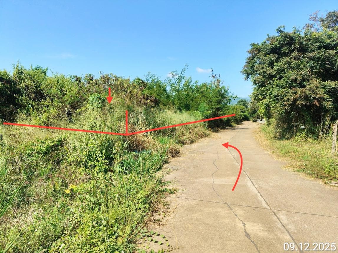 ที่ดินว่างเปล่า เนื้อที่ 76.8 ตร.ว. ทำเลศักยภาพ ชัยจุมพล ลับแล อุตรดิตถ์