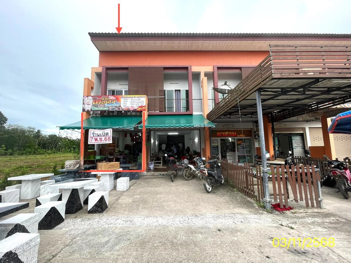 อาคารพาณิชย์ ร่มเมือง เมืองพัทลุง 2 ห้องนอน 113 ตร.ม. ทำเลดีเหมาะทำธุรกิจ ราคาล้านต้นๆ