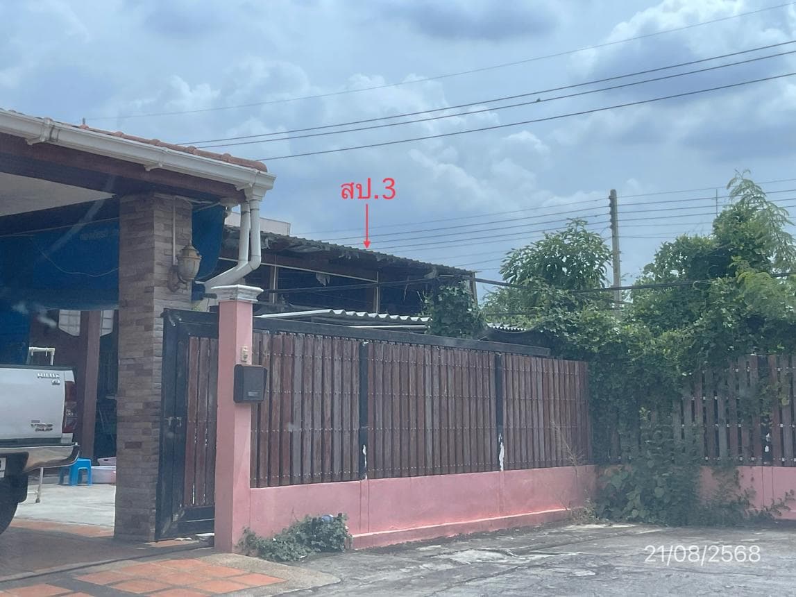 บ้านเดี่ยว ทวีลดา 4 คูคต ลำลูกกา ปทุมธานี 3 ห้องนอน 2 ห้องน้ำ พื้นที่ 120 ตร.ม. ทำเลศักยภาพเชื่อมต่อพหลโยธินและวิภาวดี ราคาพิเศษ 6.54 ล้าน