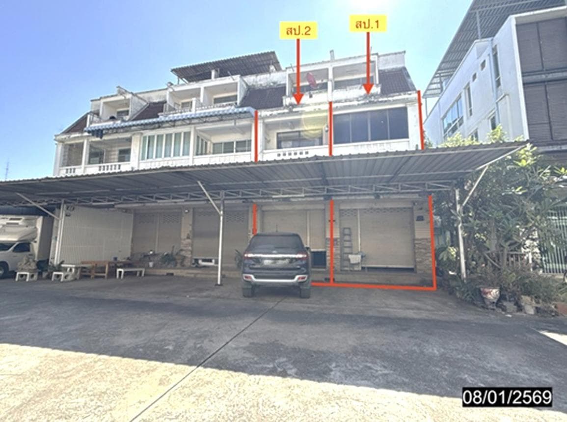 อาคารพาณิชย์ นครสวรรค์ตก เมืองนครสวรรค์ 2 ห้องนอน 5 ห้องน้ำ พื้นที่ 290 ตร.ม. บนที่ดิน 27.5 ตร.ว. ทำเลค้าขายใจกลางเมือง เดินทางสะดวก ราคา 7 ล้าน