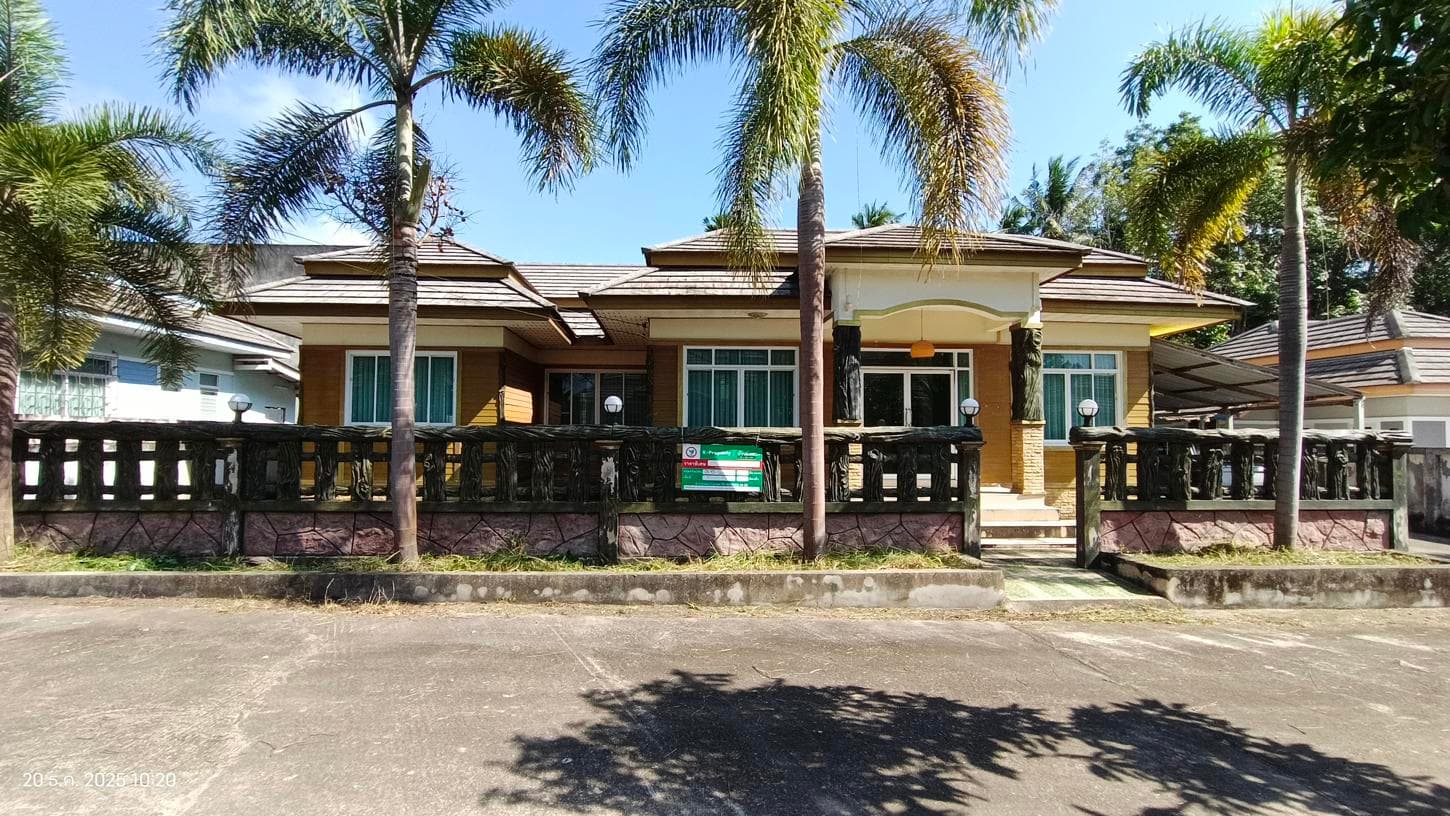 บ้านเดี่ยว 3 ห้องนอน 2 ห้องน้ำ พื้นที่ 139.75 ตร.ม. บนเนื้อที่ 80 ตร.ว. ทำเลศักยภาพ ใจกลางเขาพนม จ.กระบี่