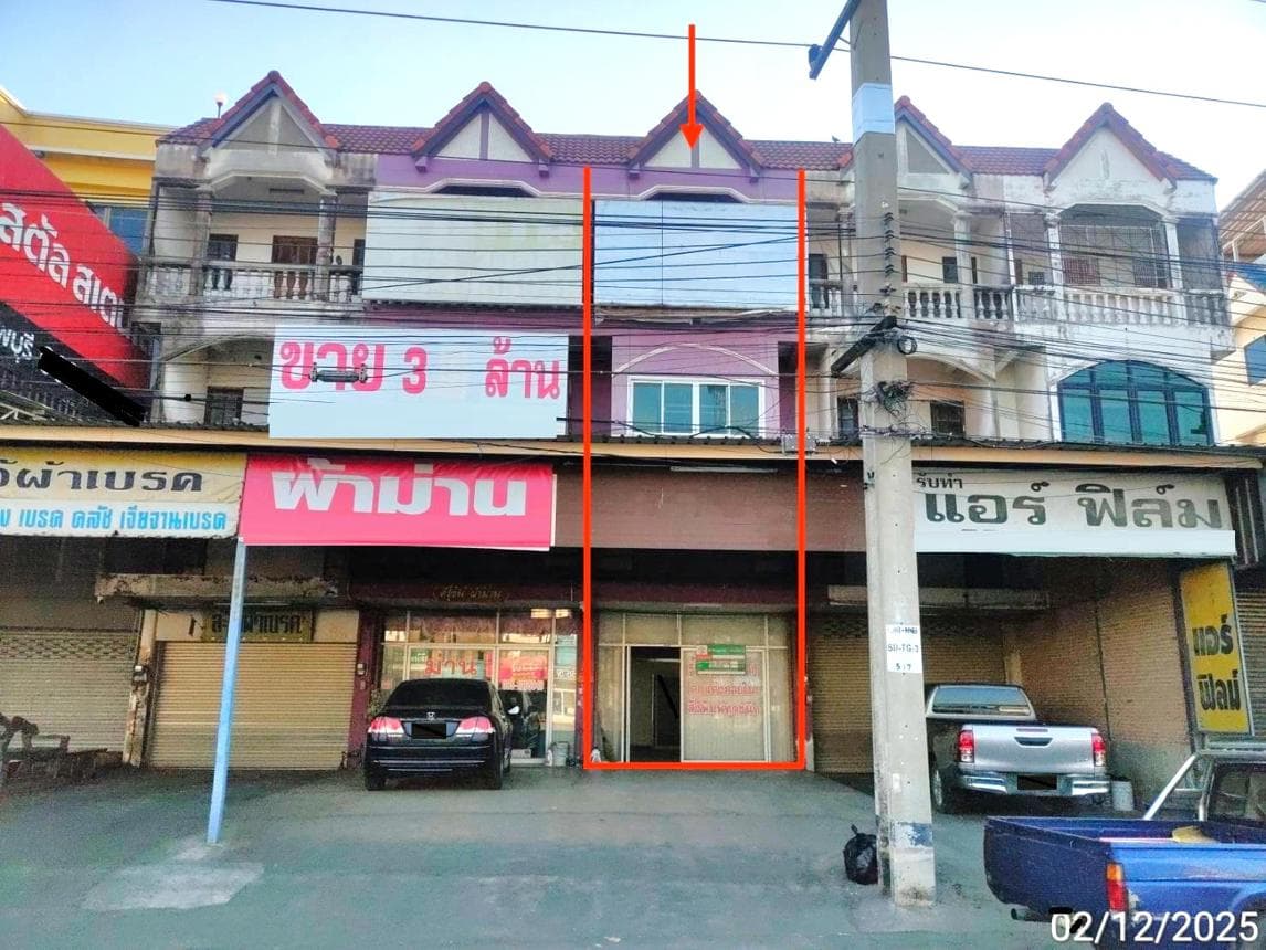 ขายอาคารพาณิชย์ 2 ห้องนอน 2 ห้องน้ำ พื้นที่ 206 ตร.ม. บนเนื้อที่ 24 ตร.ว. ทำเลเขาสามยอด เมืองลพบุรี เหมาะทำธุรกิจและโฮมออฟฟิศ ราคา 3.6 ล้าน