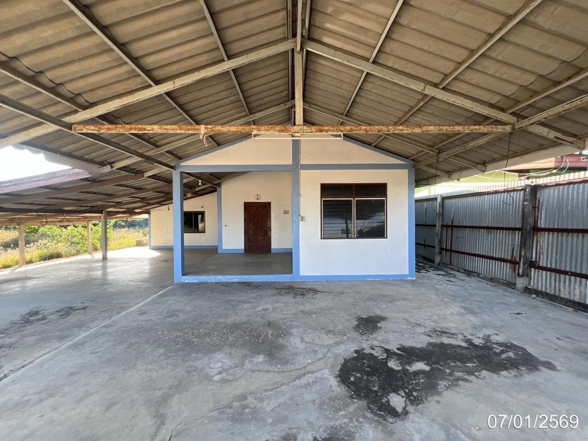 บ้านเดี่ยว หนองสะเดา สามชุก สุพรรณบุรี 2 ห้องนอน 1 ห้องน้ำ พื้นที่กว้างขวาง 144.5 ตร.ม. ทำเลสงบราคาล้านต้นๆ
