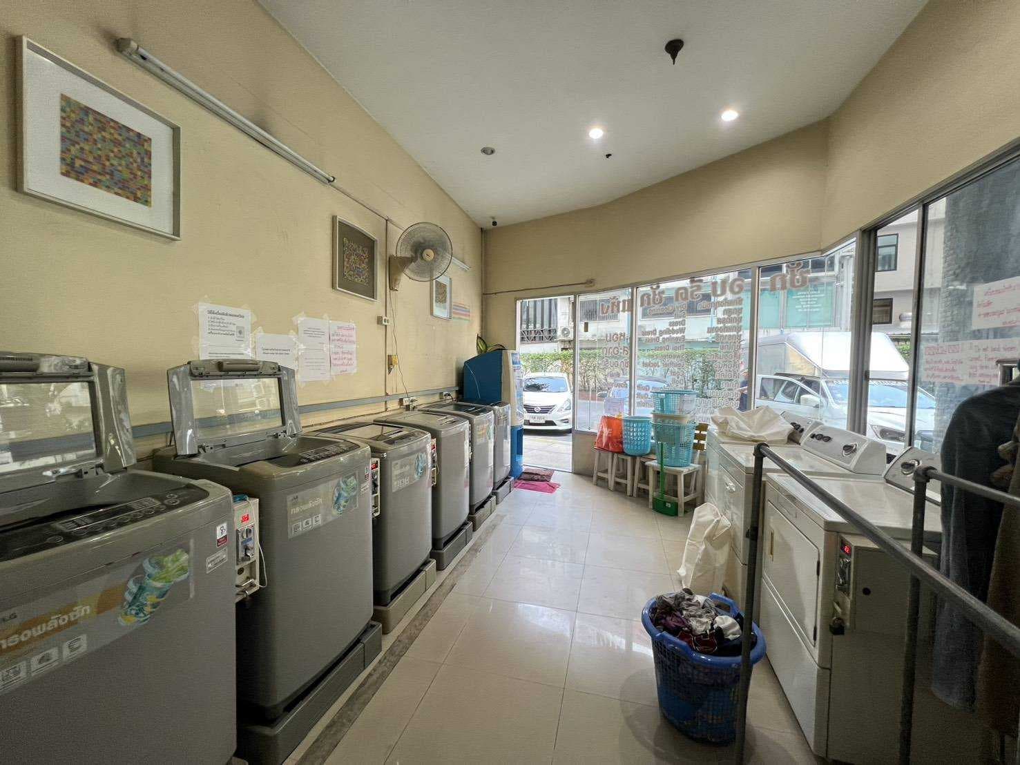 ขายร้านค้าใต้คอนโด City Home Sukhumvit ห้องหัวมุม พร้อมผู้เช่า 40 ตรม. ใกล้ BTS อุดมสุข