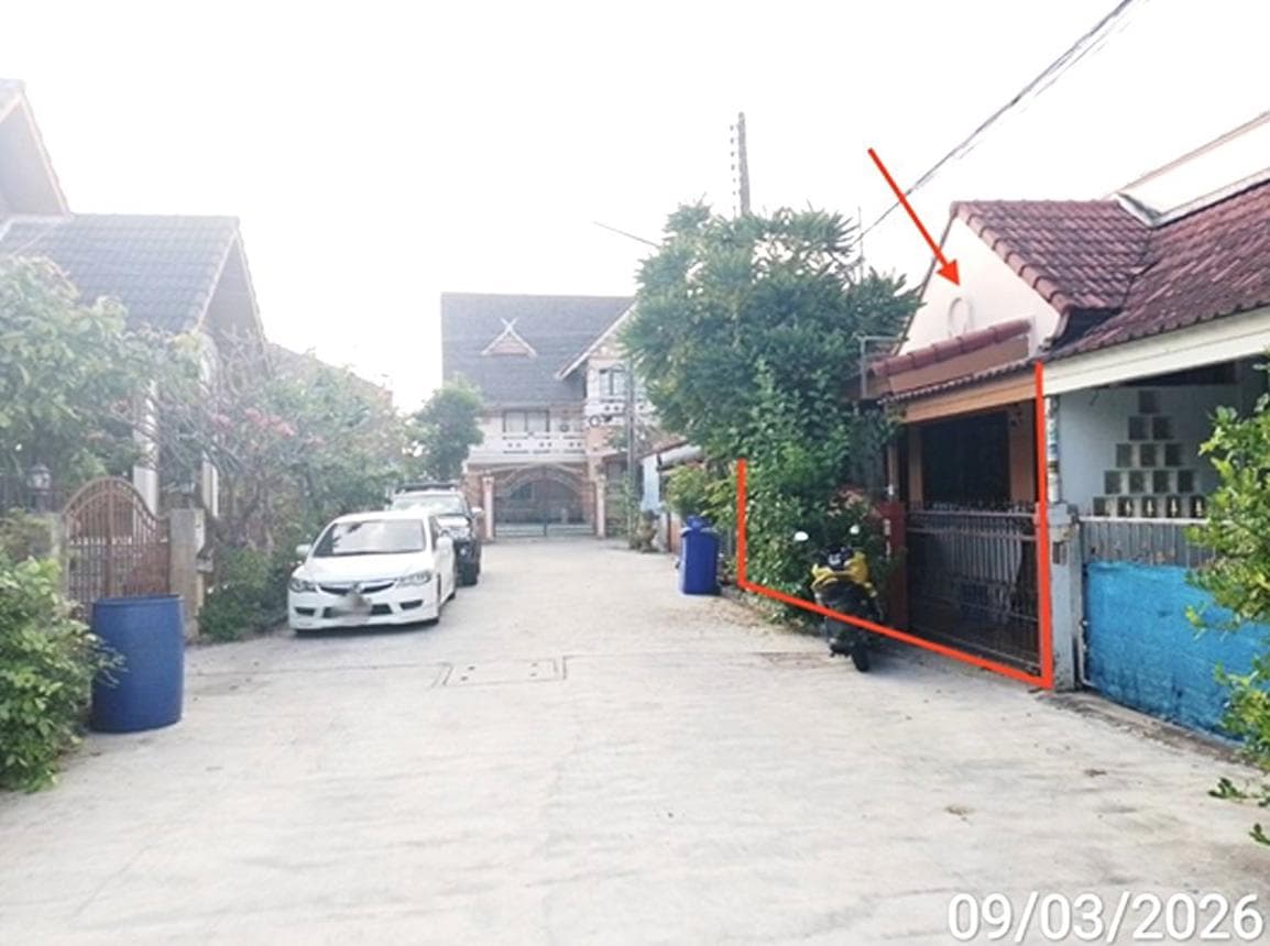ขายทาวน์เฮ้าส์ โครงการไทยศิริ บางพระ ศรีราชา 2 ห้องนอน 1 น้ำ พื้นที่กว้าง 28 ตร.ว. ทำเลใกล้สุขุมวิท ราคา 1.59 ล้าน