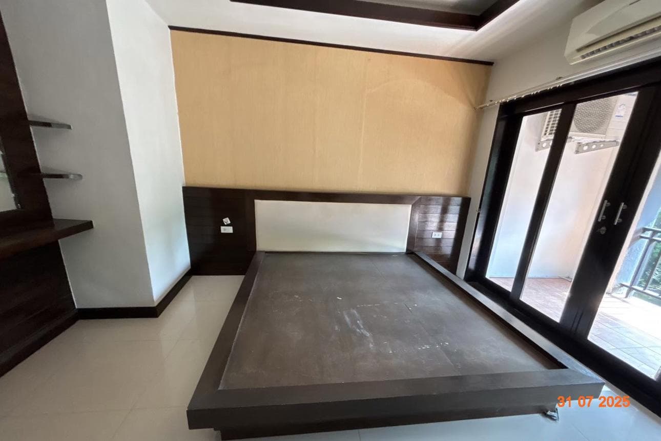 ขายคอนโด วิคตอเรียน สมุย คอนโดมิเนียม (Victorian Samui) 5 ห้องนอน 6 ห้องน้ำ พื้นที่กว้าง 335.5 ตร.ม. ทำเลบ่อผุด เกาะสมุย หรูหรามีระดับ