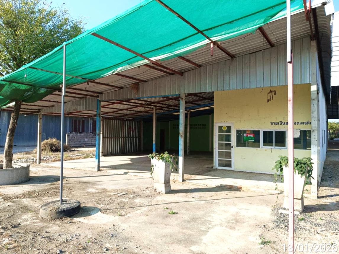 ขายโกดังขนาดใหญ่ พื้นที่ใช้สอย 2,088 ตร.ม. ทำเลศักยภาพ บ้านนา วชิรบารมี พิจิตร เหมาะสำหรับศูนย์กระจายสินค้า