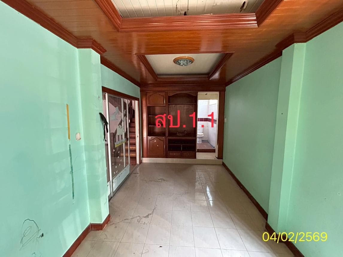 ทาวน์เฮ้าส์ 1 ห้องนอน บ้านวรารักษ์ รังสิต - คลอง 3 พื้นที่ 186.75 ตร.ม. ทำเลศักยภาพ คลองสาม คลองหลวง ปทุมธานี