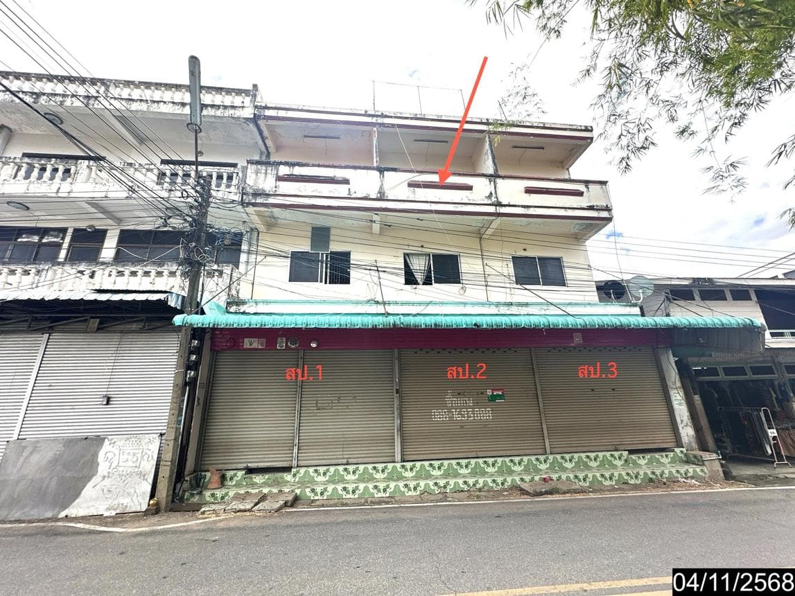 อาคารพาณิชย์ มุกดาหาร เมืองมุกดาหาร มุกดาหาร พื้นที่ 57.8 ตร.ว. พื้นที่ใช้สอย 593.25 ตร.ม. 6 ห้องนอน 7 ห้องน้ำ