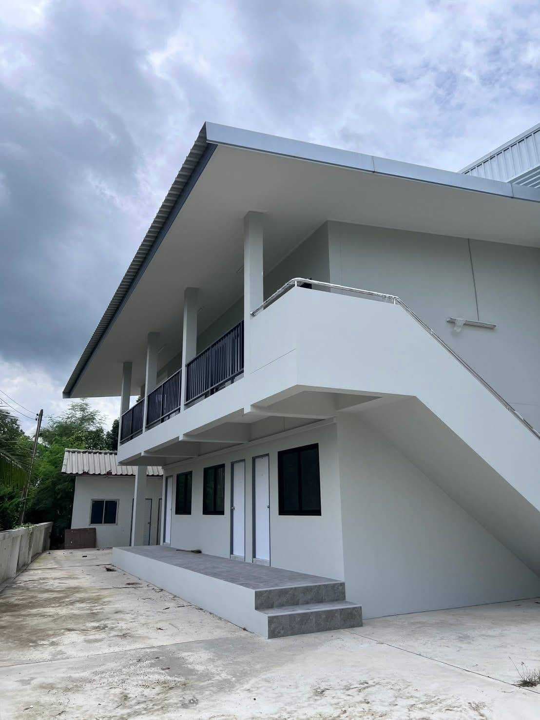 ขาย หรือ เช่า Home Office + Warehouse ใหม่แกะกล่อง พร้อมดำเนินธุรกิจทันที! 2,380 ตรม. ศาลายา