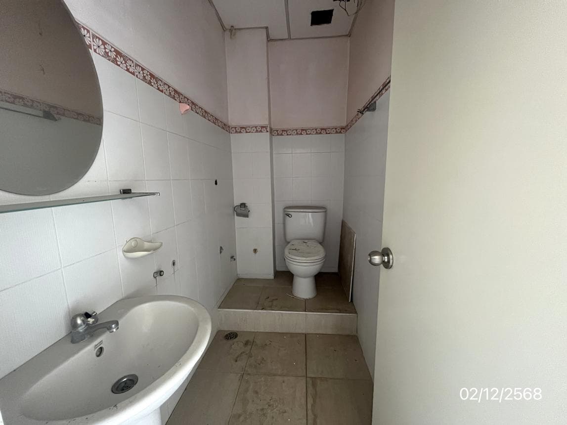 โรงแรม พื้นที่ 2173.89 ตร.ม. 76 ห้องนอน ทำเลศักยภาพ บ้านโภชน์ หนองไผ่ เพชรบูรณ์